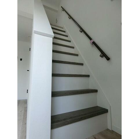 その他　ロフトへの階段です