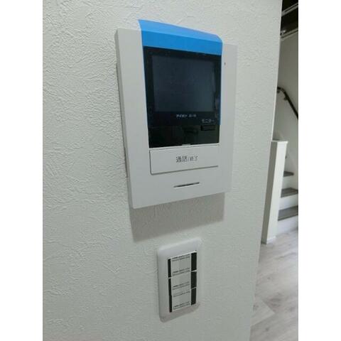 セキュリティ　カラーモニター付インターホンです