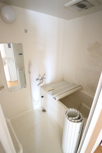 バス・シャワールーム　※写真は他号室です