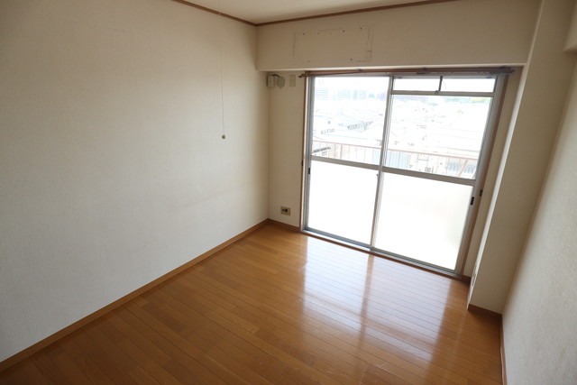 居室・リビング　※写真は他号室です