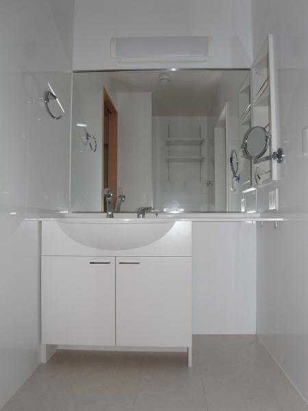 洗面設備　洗面所