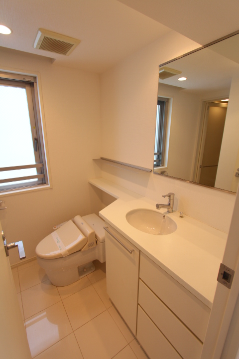 洗面設備　※参考写真