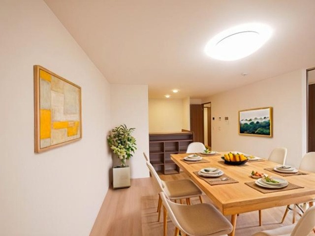 居室・リビング　CGで家具等を配置したもので家具等は含まれません。