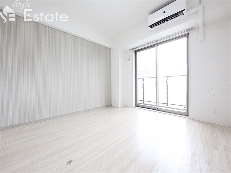 居室・リビング　内装