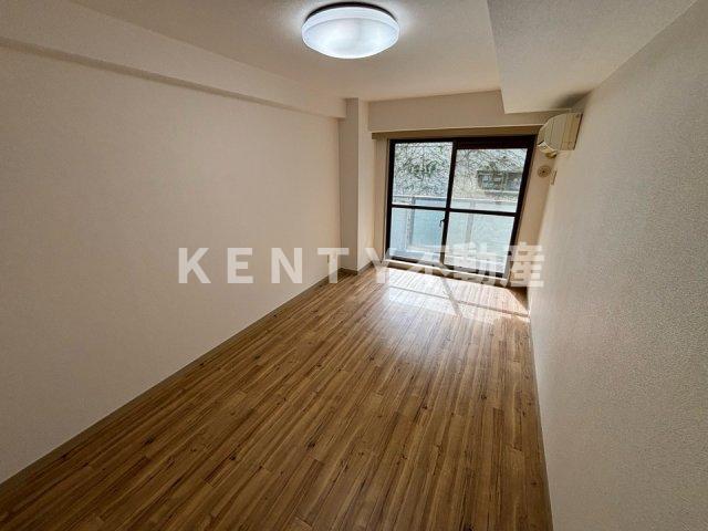 その他部屋・スペース　落ち着いて過ごせるお部屋なので、寝室にいかがでしょうか