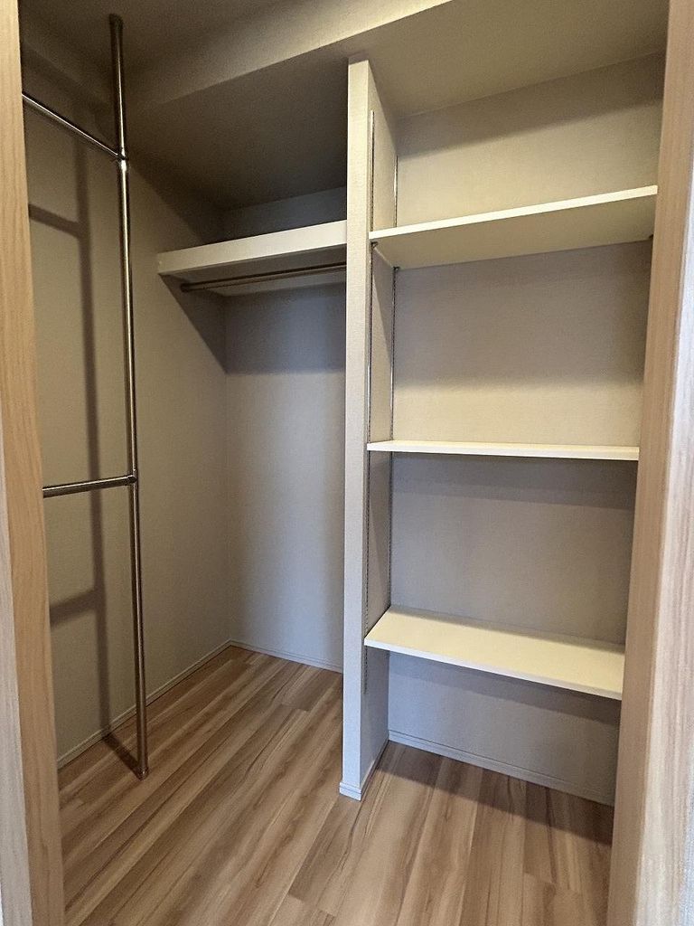 収納　ウォークインクローゼット