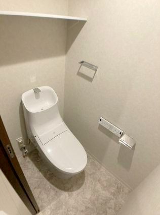 トイレ　ゆったりとした空間のトイレです