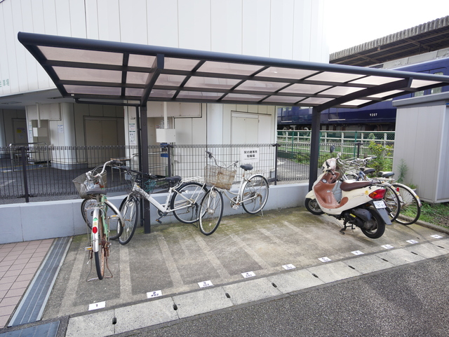 その他共有部分　★駐輪スペースもしっかりございます★