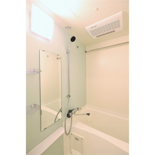 バス・シャワールーム　別部屋参考写真