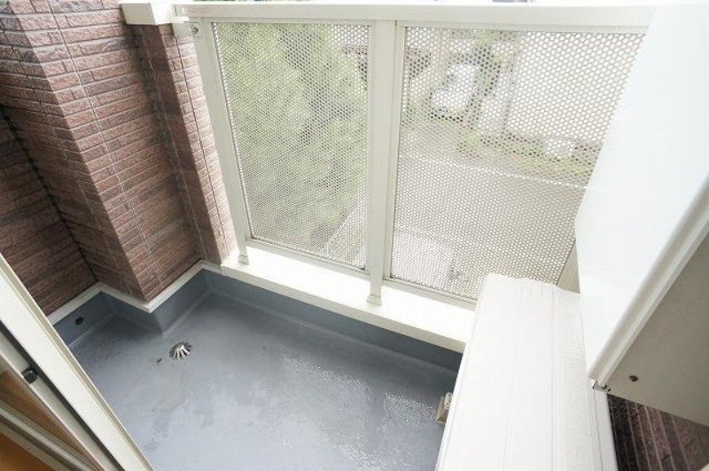 バルコニー　図面と現状に相違がある場合には現状を優先