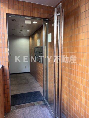 エントランス　建物の内部です