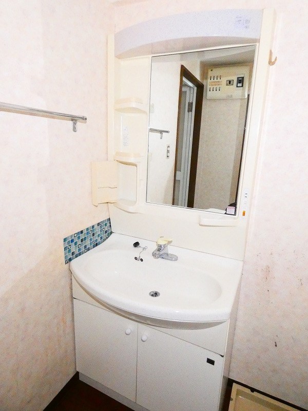 洗面設備　※参考写真