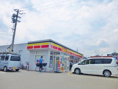 コンビニ　デイリーヤマザキ藤井寺藤ヶ丘店（コンビニ）まで506m