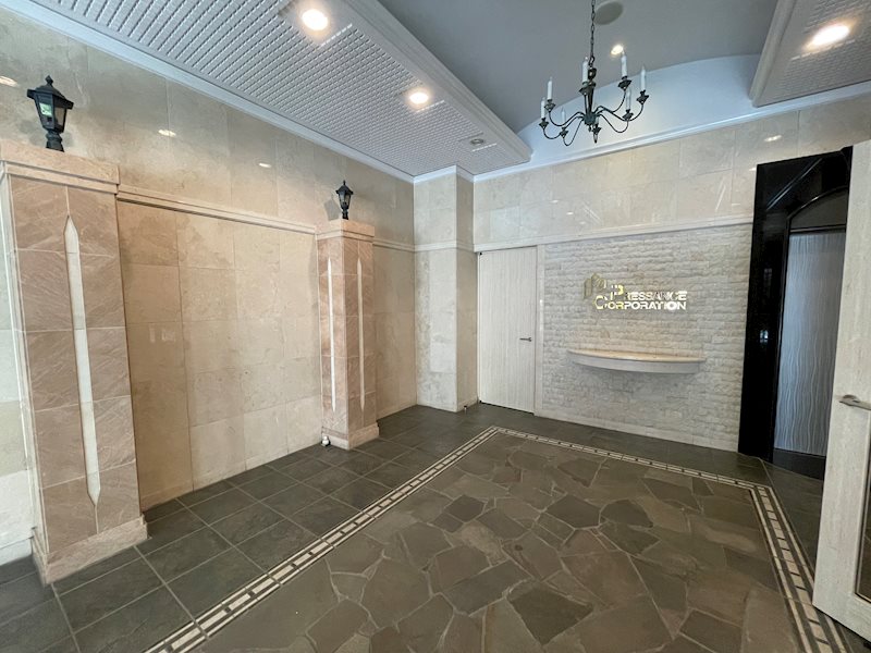 エントランス　★見学予約受付中★