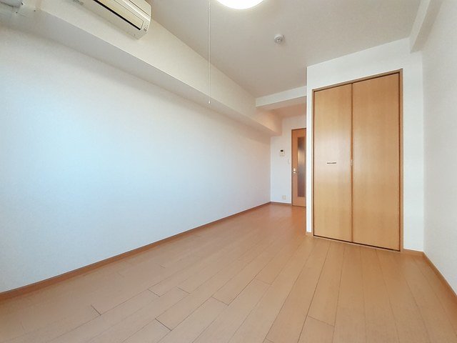 居室・リビング　ゆったり過ごせる居間です