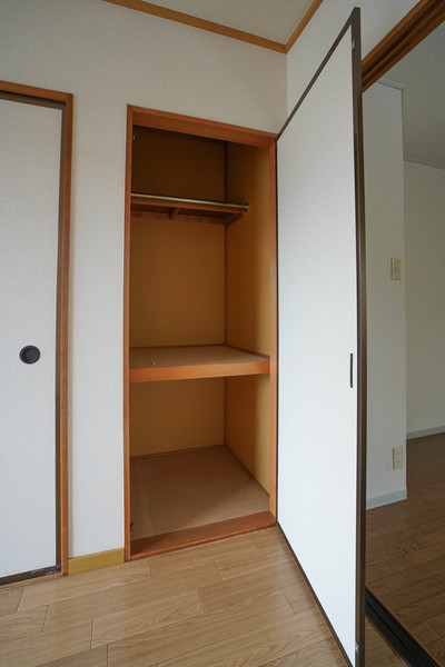 収納　同じ建物の別の部屋