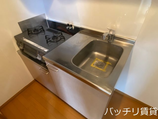 キッチン　※同型タイプの為、現状を優先いたします