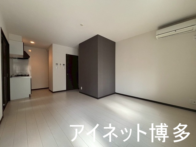 居室・リビング　広々リビングでゆったりくつろげます