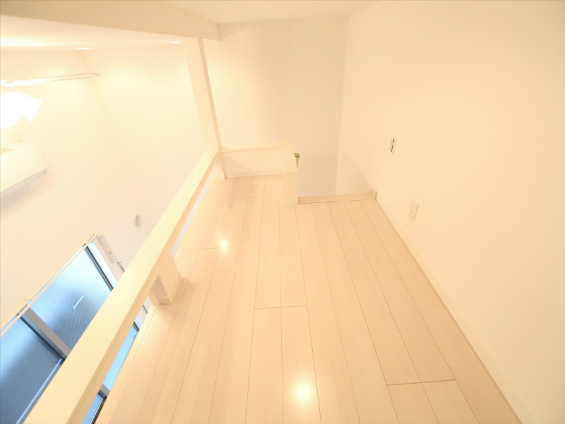 その他　ロフト2.7帖（収納としてお部屋としても使えます）