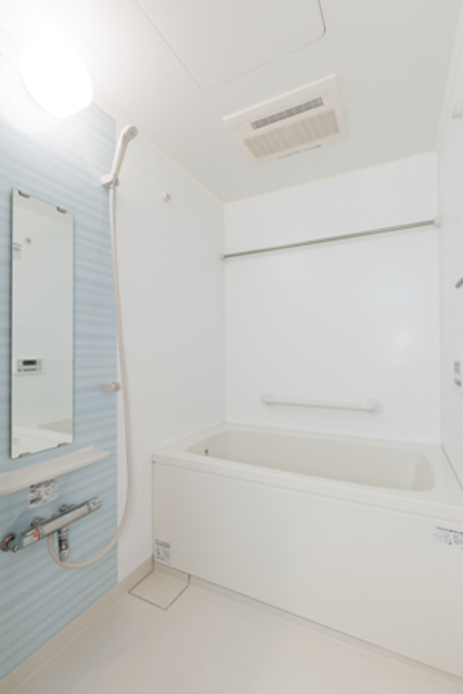 バス・シャワールーム　※写真は同タイプ住戸です。