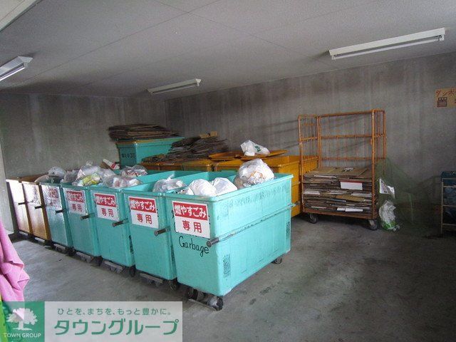その他　敷地内ゴミ置き場