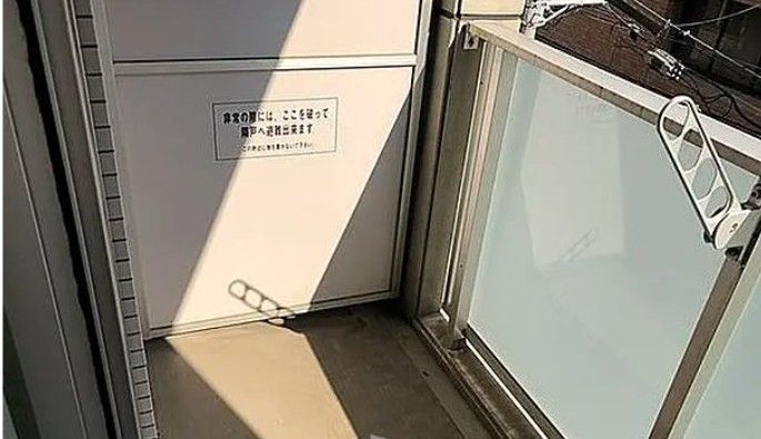 バルコニー