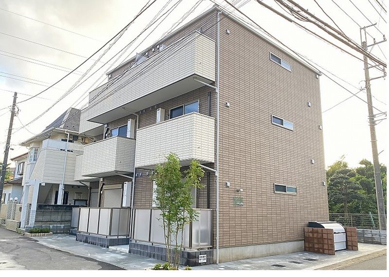 建物外観　落ち着いた雰囲気の外観です