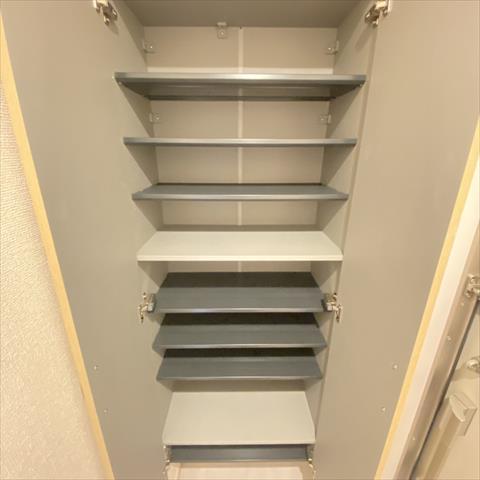収納