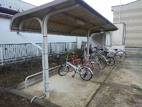 その他共有部分　駐輪場完備
