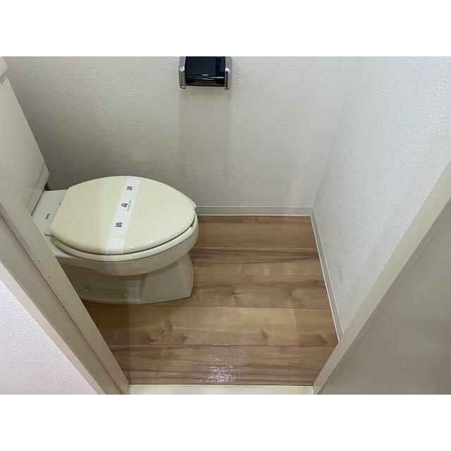 トイレ　室内イメージ