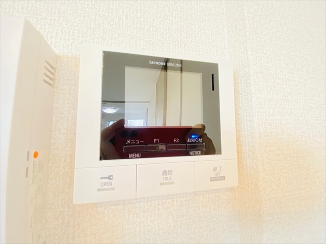 セキュリティ　同一建物内２０３号室内装写真転載