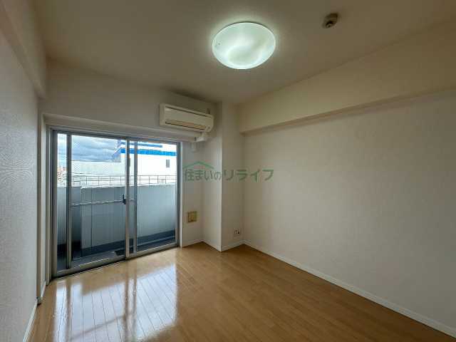 居室・リビング　別部屋同タイプ部屋の参考写真となります。