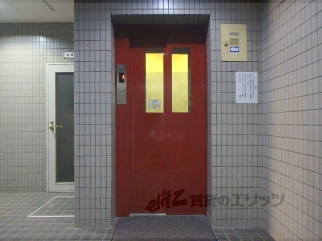 その他　エレベーター