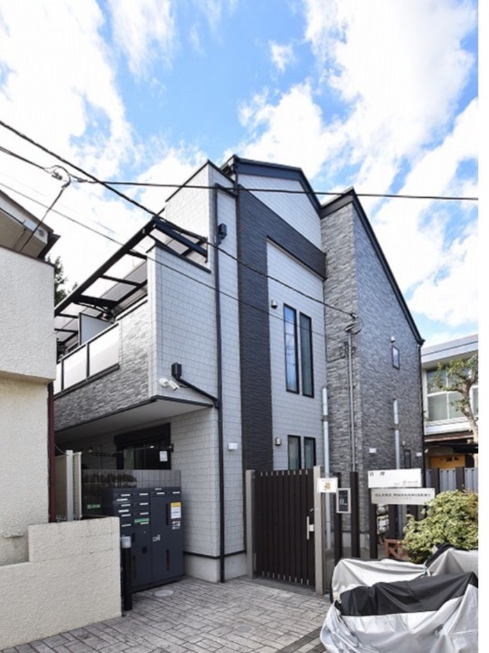建物外観　お電話でお問合わせ頂けますと、よりスムーズにご対応出来ます♪