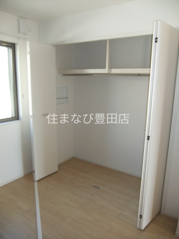 収納　同型タイプ