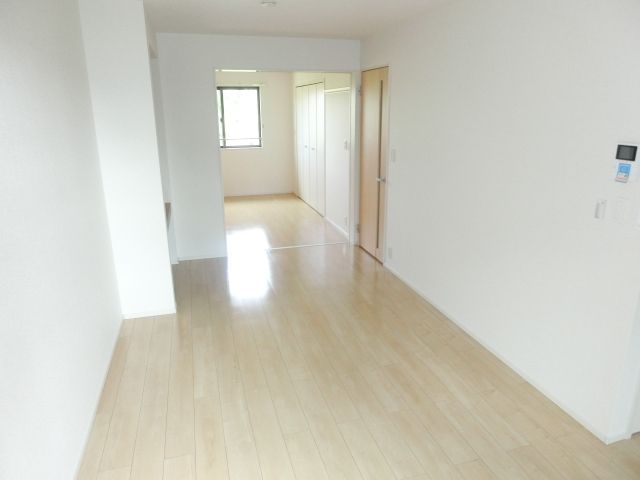 その他部屋・スペース　明るいお部屋は気分も明るくなります！