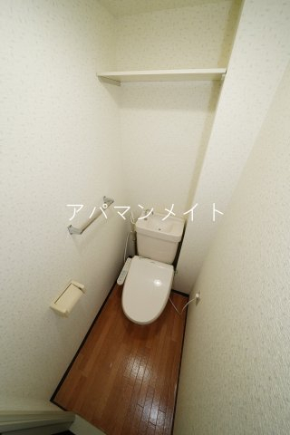 トイレ　コンパクトで使いやすいトイレです
