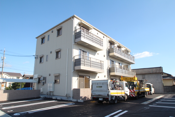 建物外観　Ｎスタイルホームにお任せ下さい♪