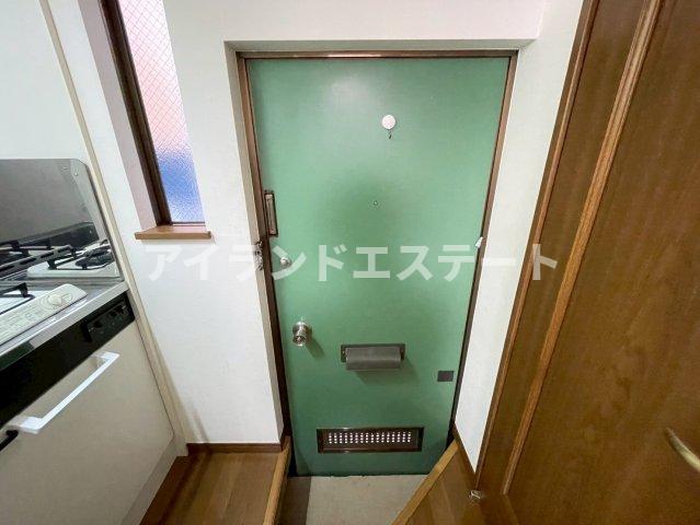 玄関　※別号室参考写真