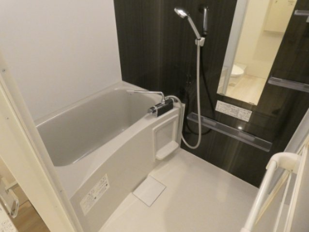 バス・シャワールーム　バス※別部屋参考写真