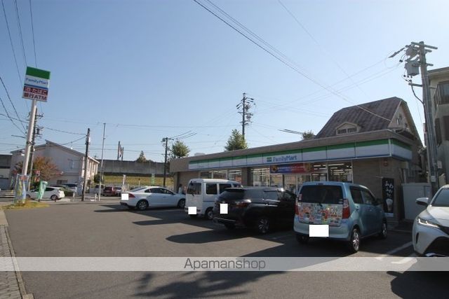 コンビニ　ファミリーマート中川ときわ店（コンビニ）まで487m