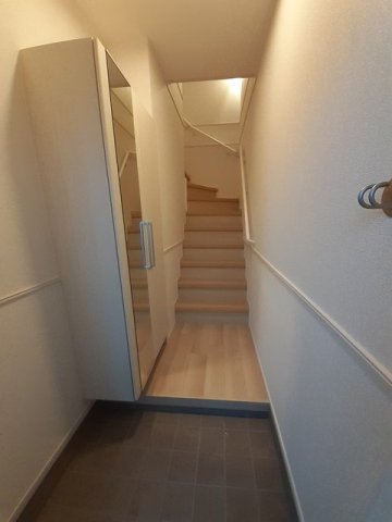 玄関　シンプルで使いやすい玄関です