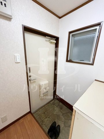 玄関　シンプルで使いやすい玄関です