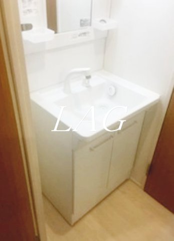 洗面設備　洗面台です。