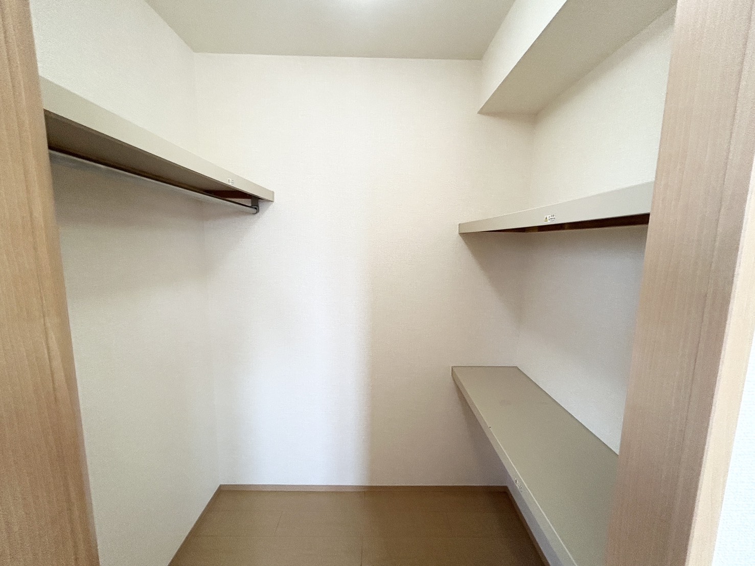 収納　別部屋モデル写真