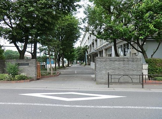 中学校　練馬区立北町中学校（中学校）まで1249m