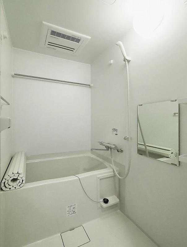 バス・シャワールーム　バスルーム