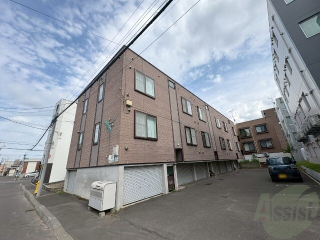 建物外観　札幌市東区北十五条東「ＬＡ　ＶＡＬＬＥＥ　ＮＯＵＶＥＬＬＥ」