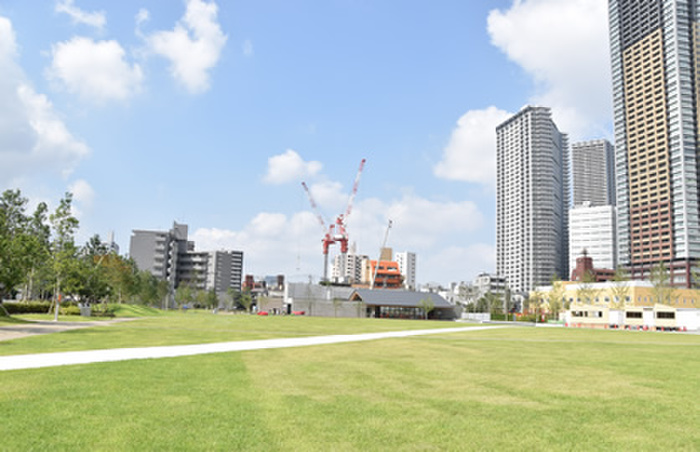 公園　イケ・サンパーク（公園）まで230m