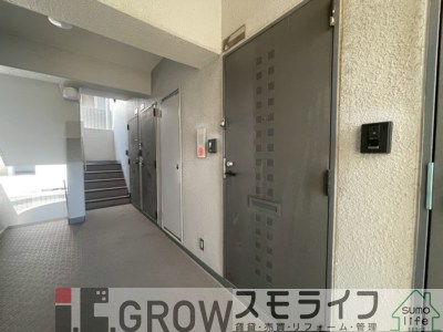 サンビルダー王子公園の玄関写真
